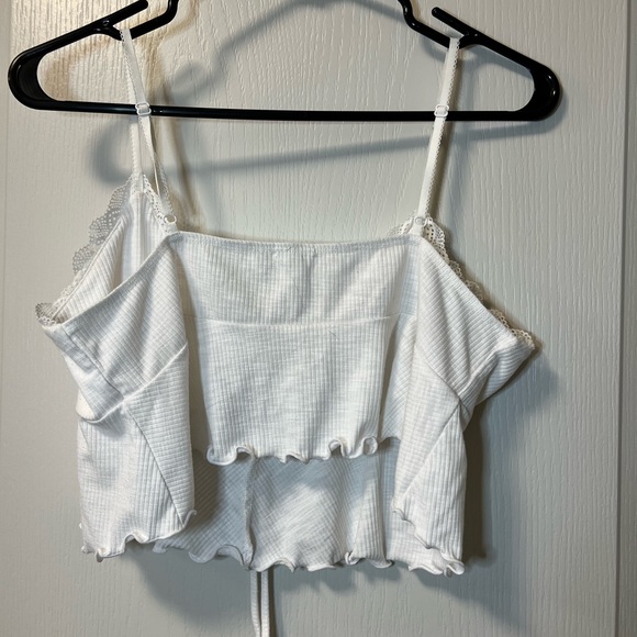 Garage White V-Neck Cropped Flowy Tank-Top With Ribbon Tie Detail, Lace Trim - Picture 2 of 3